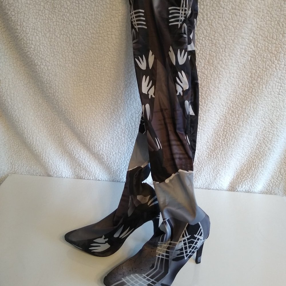 Black/gray graphic over the knee stretch boots